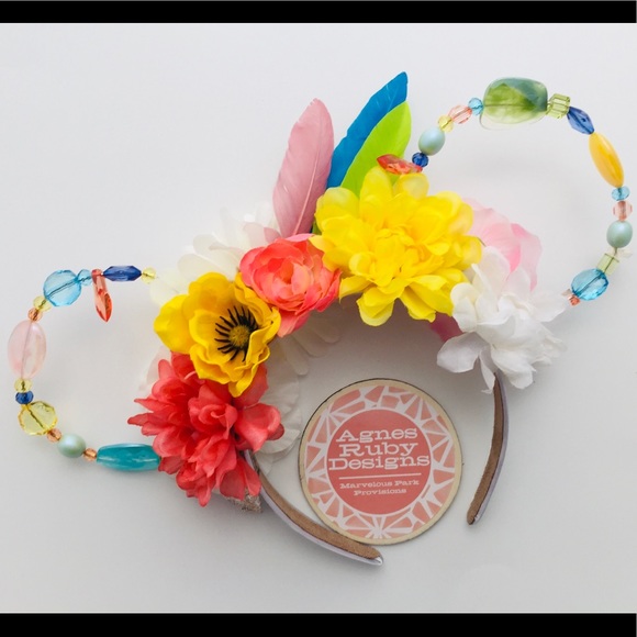 It’s A Small World Disney Insp Minnie Mouse Beaded Ears Bright Fascinator Head - Picture 2 of 6